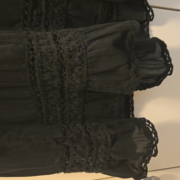 Top - Picture 3 of 4